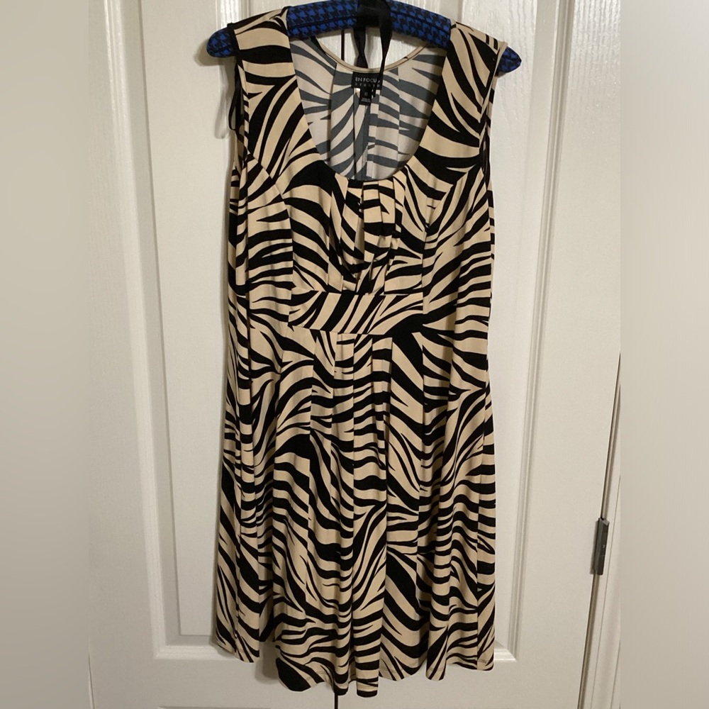 Women’s animal print dress size 16